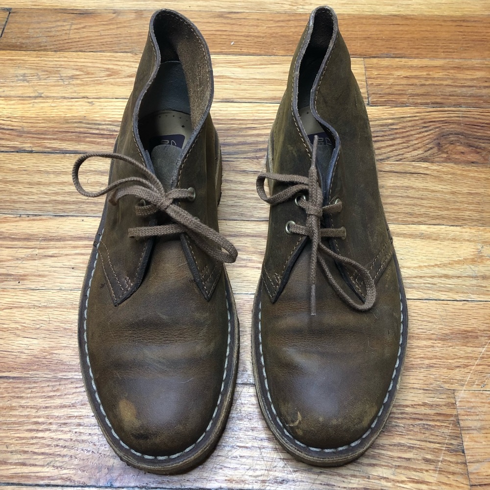 Brown boots